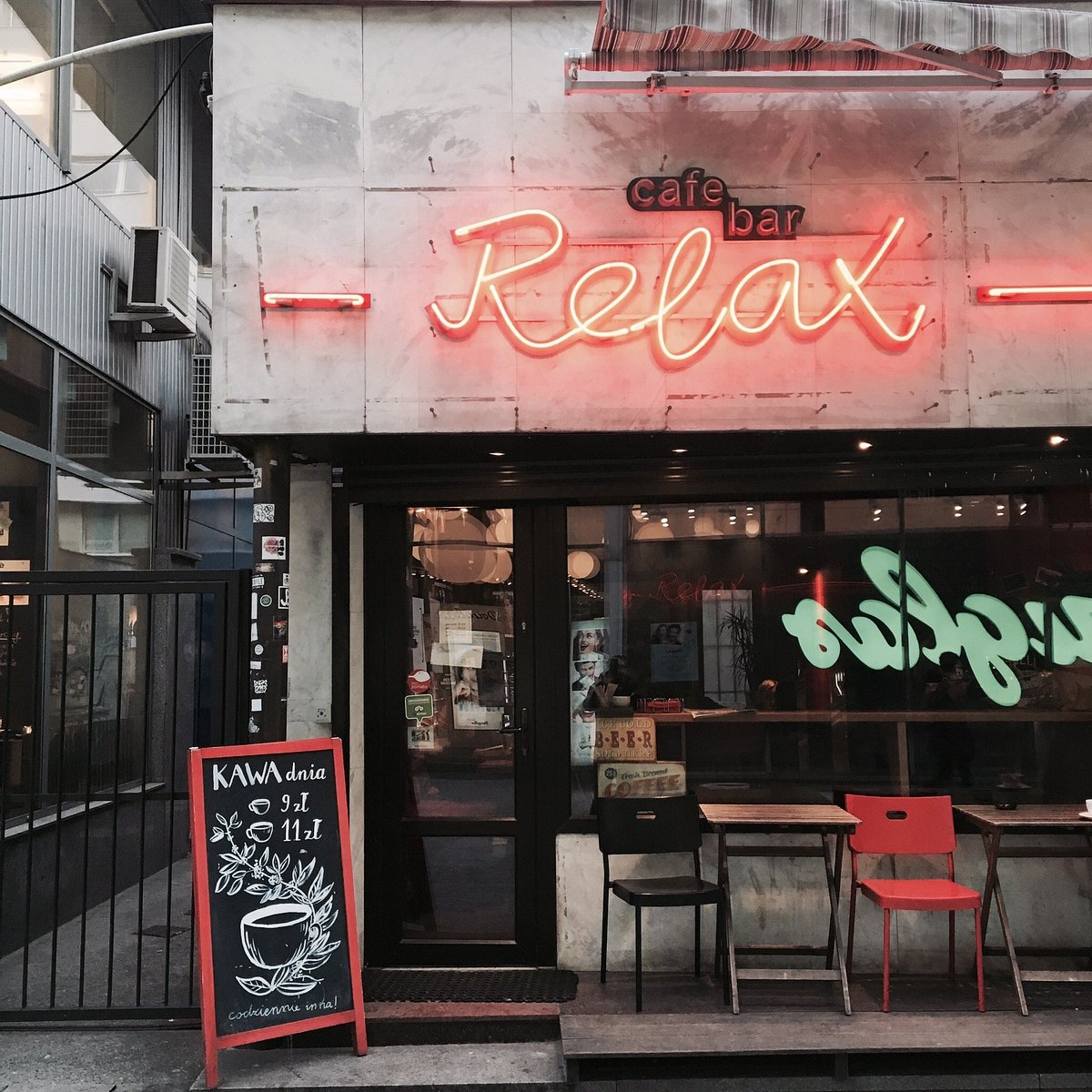 Relax Cafe Bar